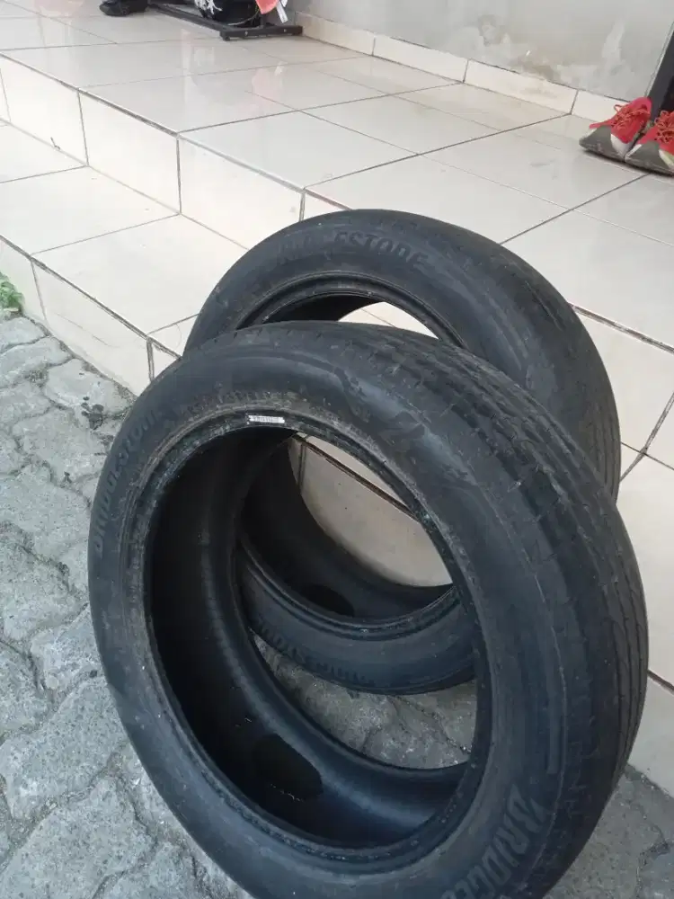 Jual ban 2 pcs Bridgestone Turanza second