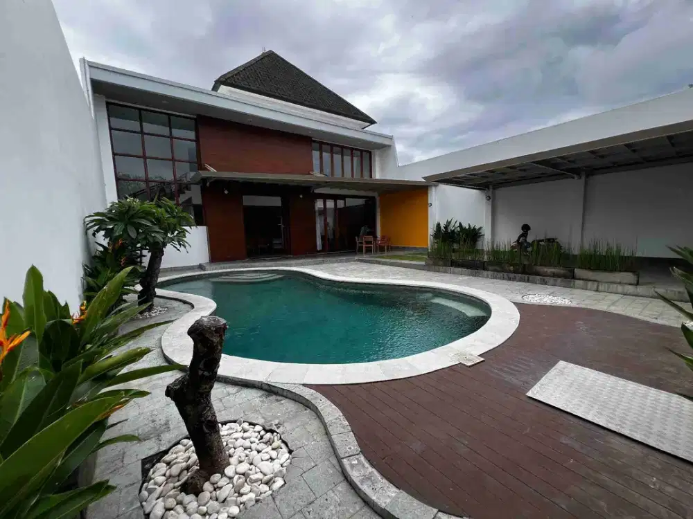 vila modern kerobokan