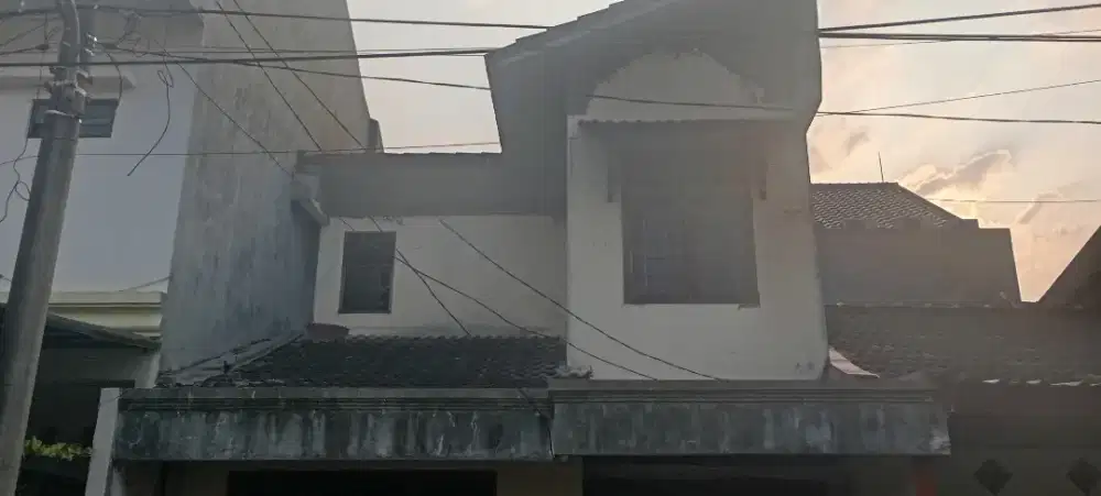 Jual rumah didalam komplek perumahan