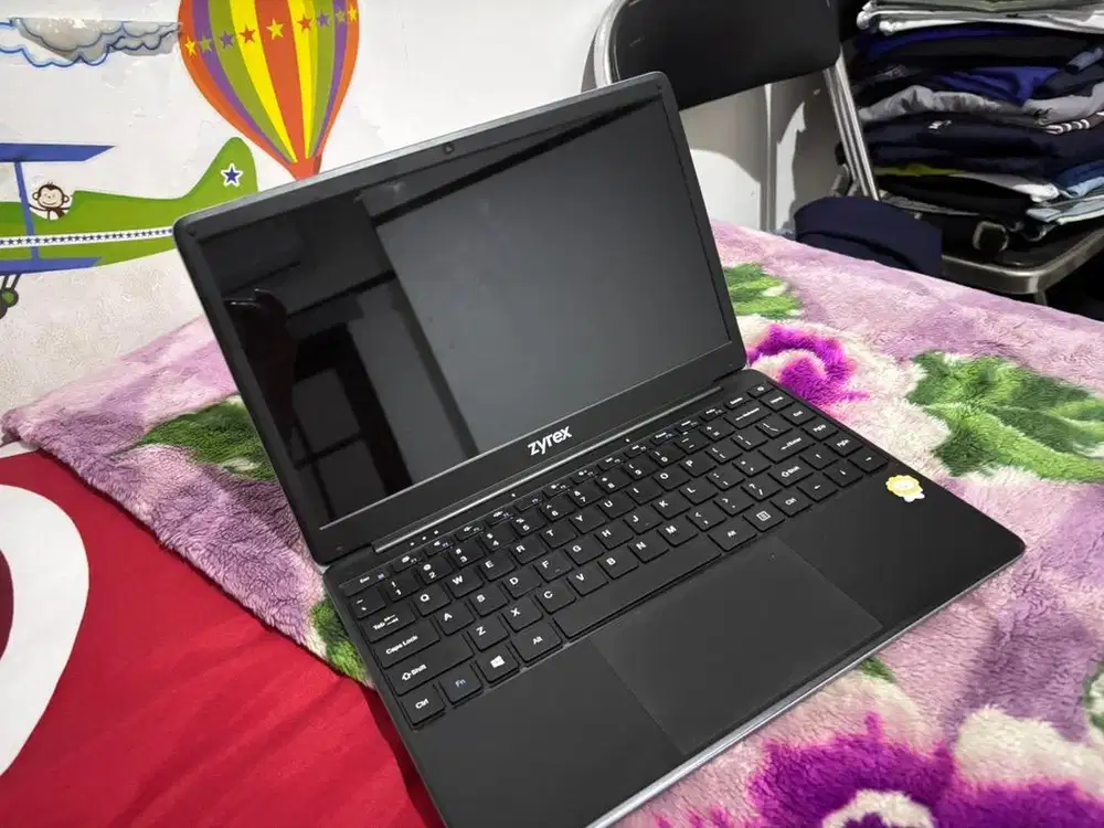Laptop Zyrex Sky 232 (2021)