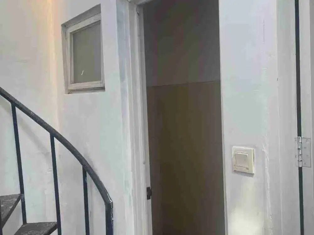 jual cepat rumah rapi siap huni michelia serpong