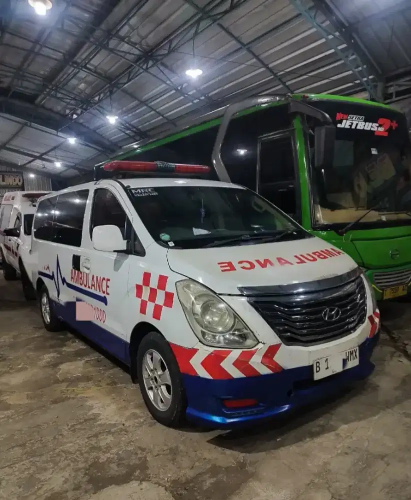 Hyundai H1 Matic Bensin 2010