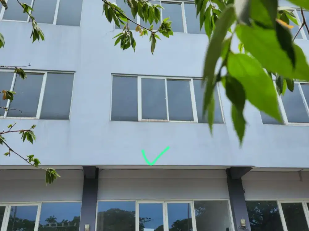 Disewakan Cepat Termurah Ruko 3 lantai Royal Town Gunung Anyar