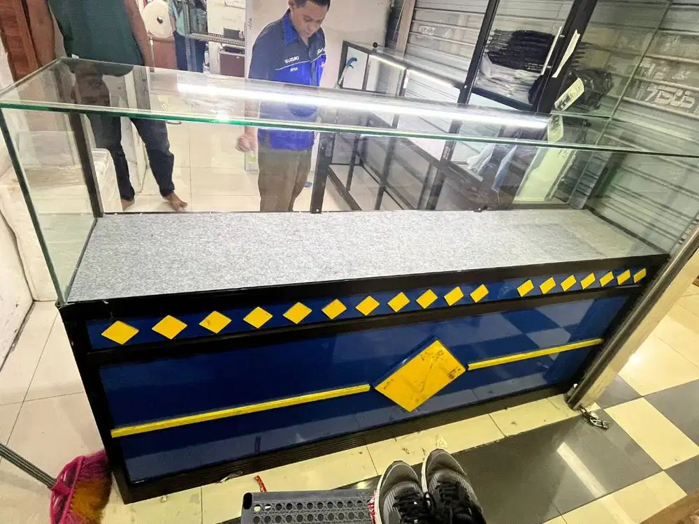 Meja Etalase Display Jual Cepat Murah