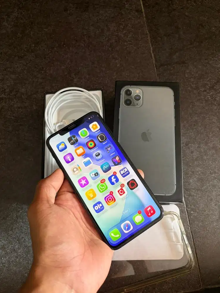 Iphone 11 pro max 256gb midnight green