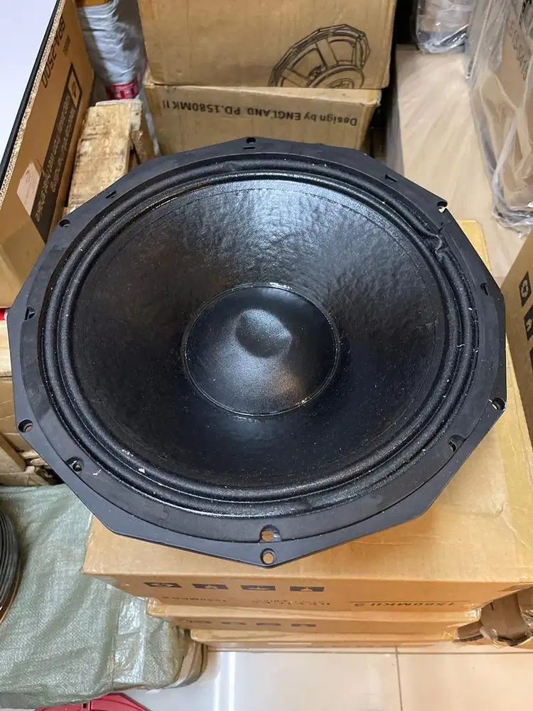Speaker komponen 15in vc 4.5