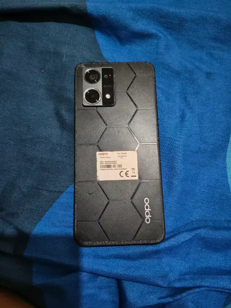 Jual hp Oppo reno 8T...minus Chasan hilang..hp pemakaian wanita