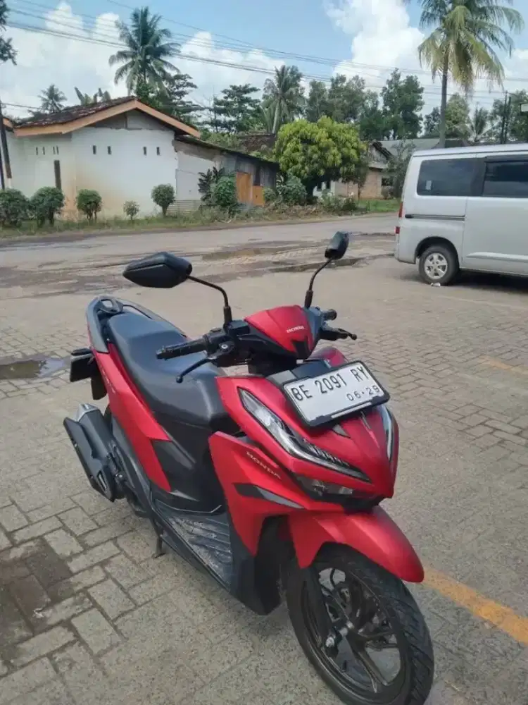Honda vario 125 keyless tahun 2024 lengkap pajak on
