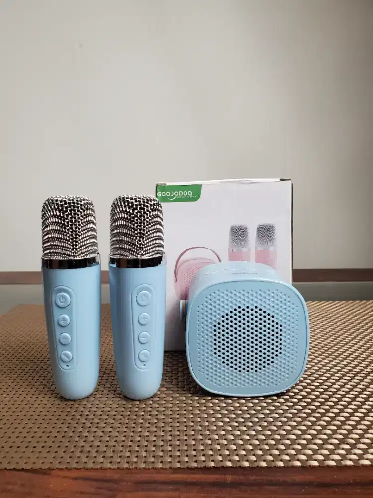 Speaker karaoke mini Goojodoq plus 2 mikrofon Wireless