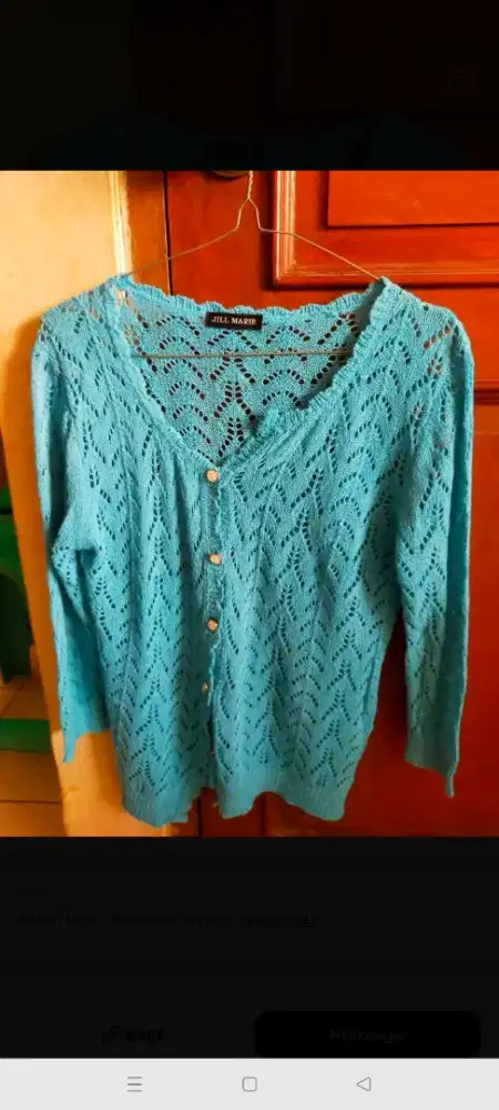 Sweater Wanitaa