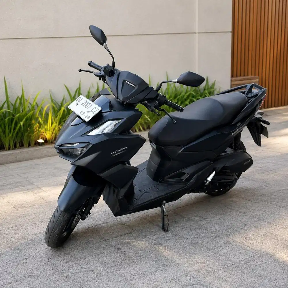 Honda Vario 160 CBS 2023 Hitam Doff