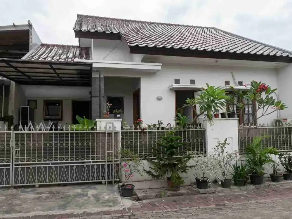 Rumah Asri LT 110 M² di Delta Pekayon Dekat ke LRT & Galaxy