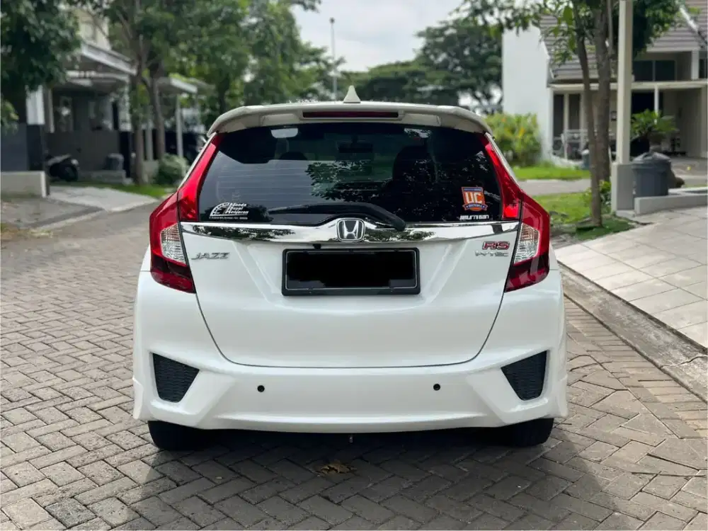 JAZZ 1.5rS CVT CKF Putih Automatic