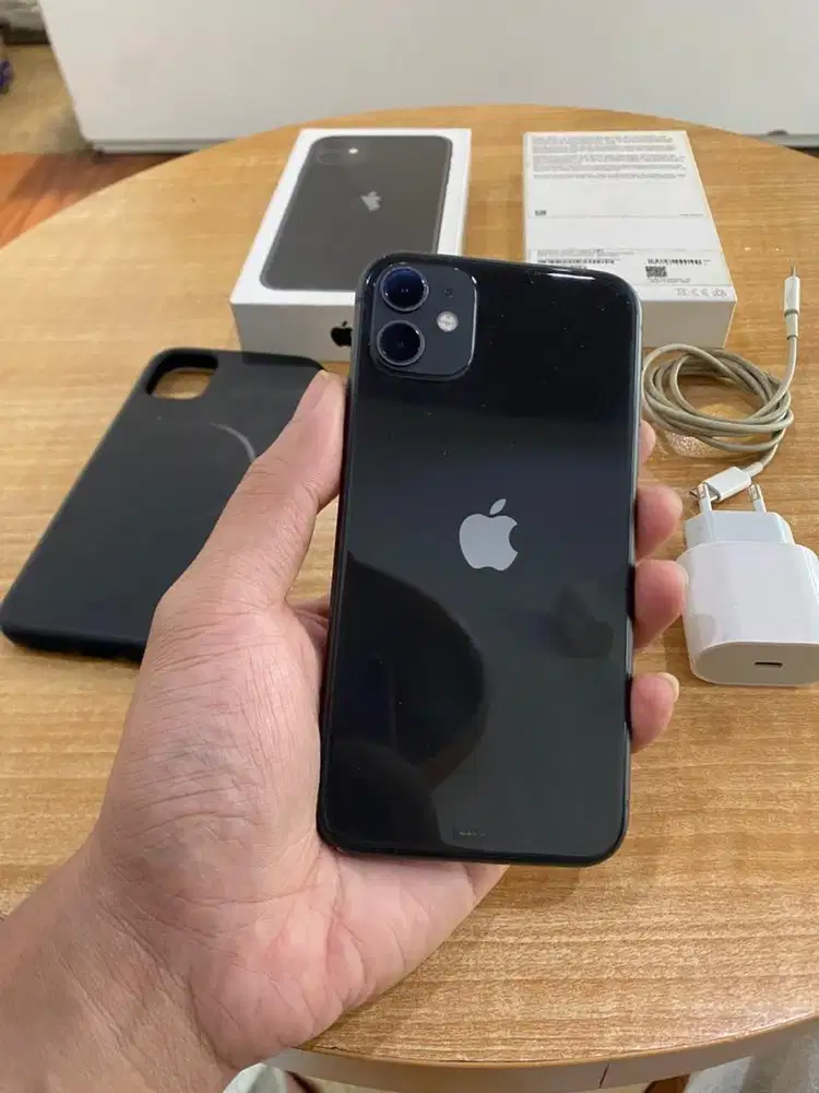 Dijual iPhone 11 128gb iBox original resmi