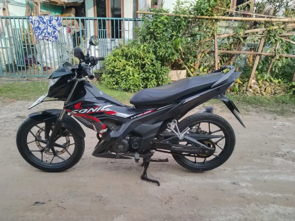 Honda Sonic 150cc tahun 2018 lengkap pajak on