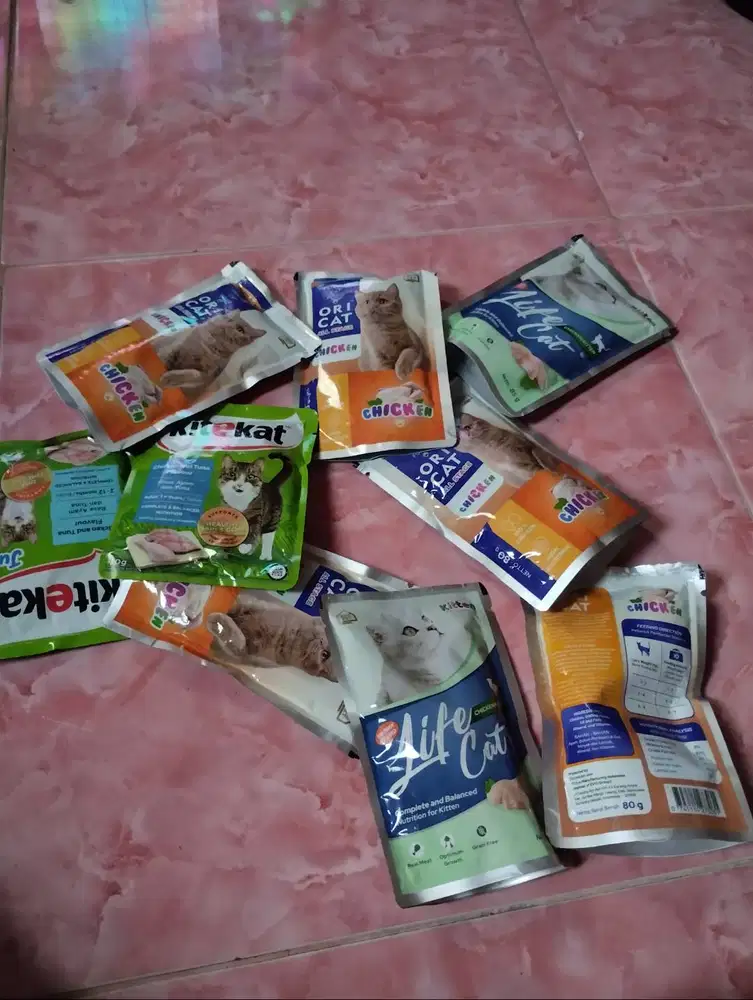 ORI cat, kitekat basah, 9 biji, expired 2027