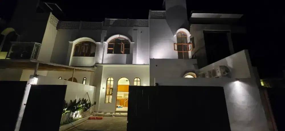 LEASEHOLD 25 TH! VILLA MEDITERANIA UNGASAN – ROOFTOP OCEAN VIEW
