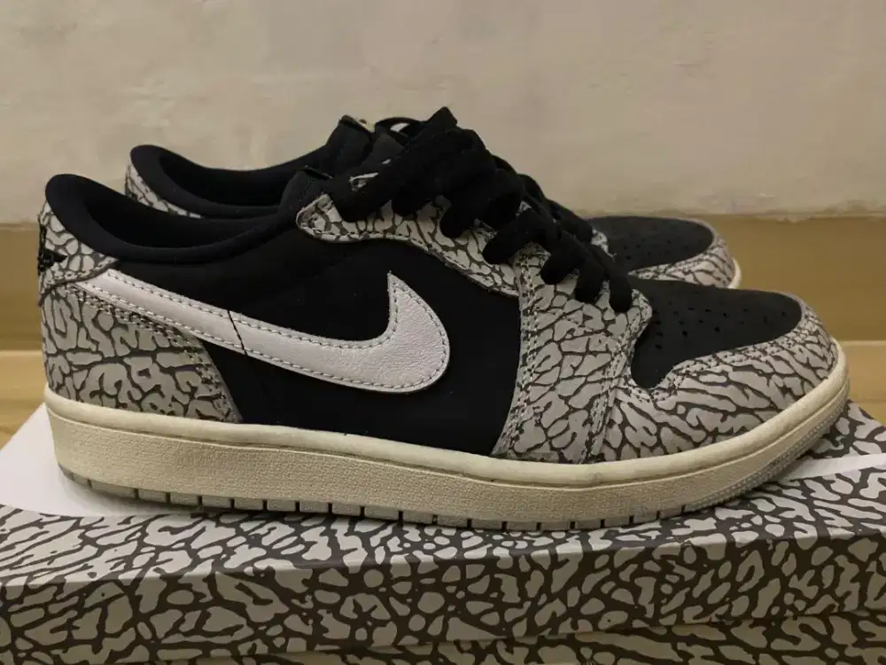 Air jordan 1 retro low og black/muslin-tech grey-white USED