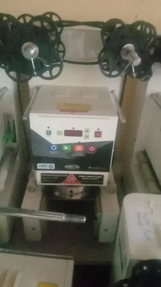 cup Sealer outomatis merk AUTATA type ATT-95s