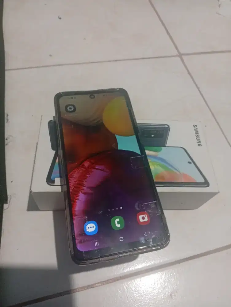 Samsung A71 ram 8/128