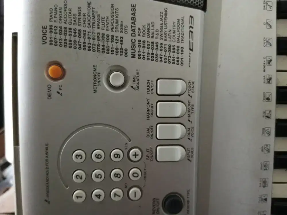 Keyboard Yamaha PSR E313