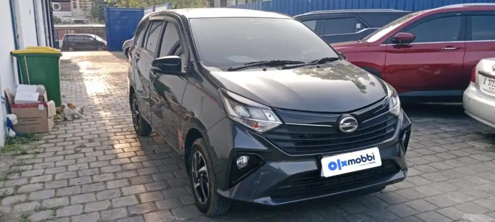 Low Kilometer - Sigra 1.2 R Deluxe Bensin-MT 2024
