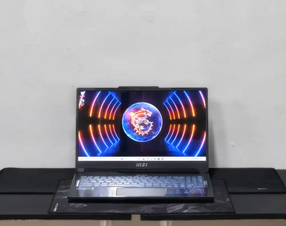 LAPTOP GAMING MSI CYBORG 15 A12VE i5-12450H NVIDIA RTX 4050 144Hz