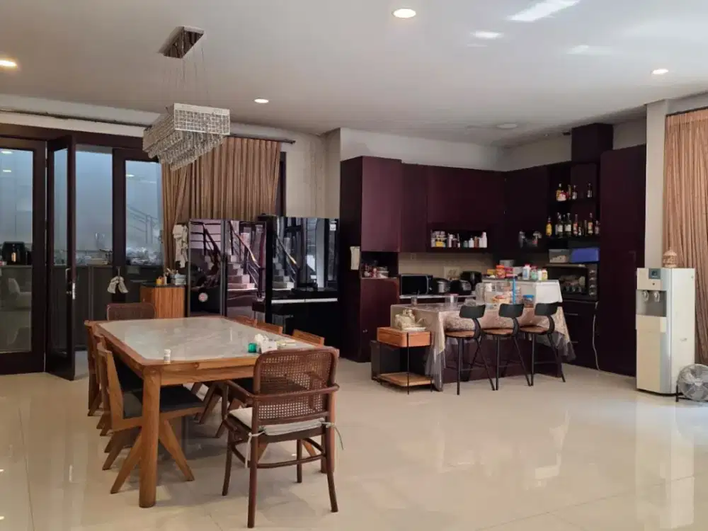 Ss.3827 - Murah !! Dijual Rumah Mewah 14x28 Siap Huni Semi Furnish di Bukit Gading Mediterania Hadap Selatan