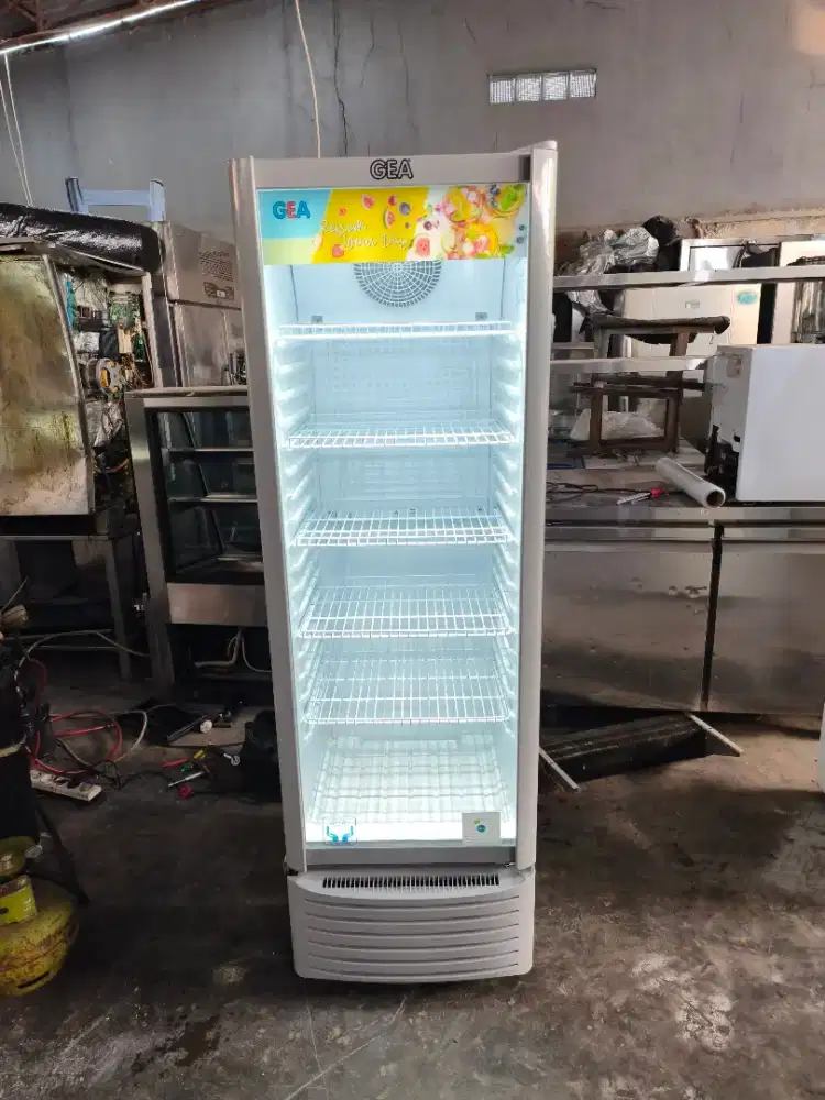 showcase gea expo 5 rak mulus like new ori