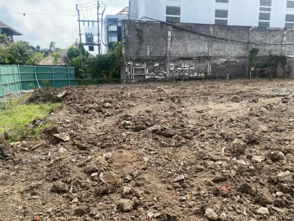 DIJUAL TANAH SHM 14 ARE DI SEMINYAK – WALKING DISTANCE TO BEACH!