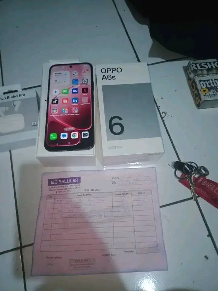 Oppo a6s ram 16+8/285gb