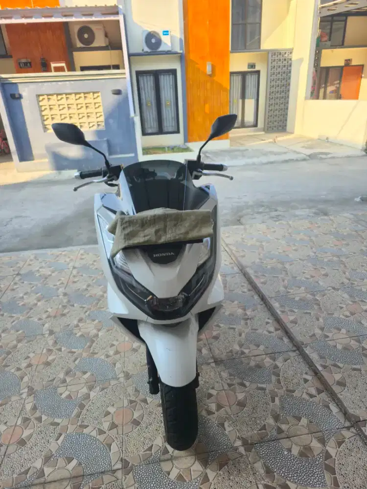 Honda PCX 160 CBS 2022 Kondisi Terbaik, Siap Pakai