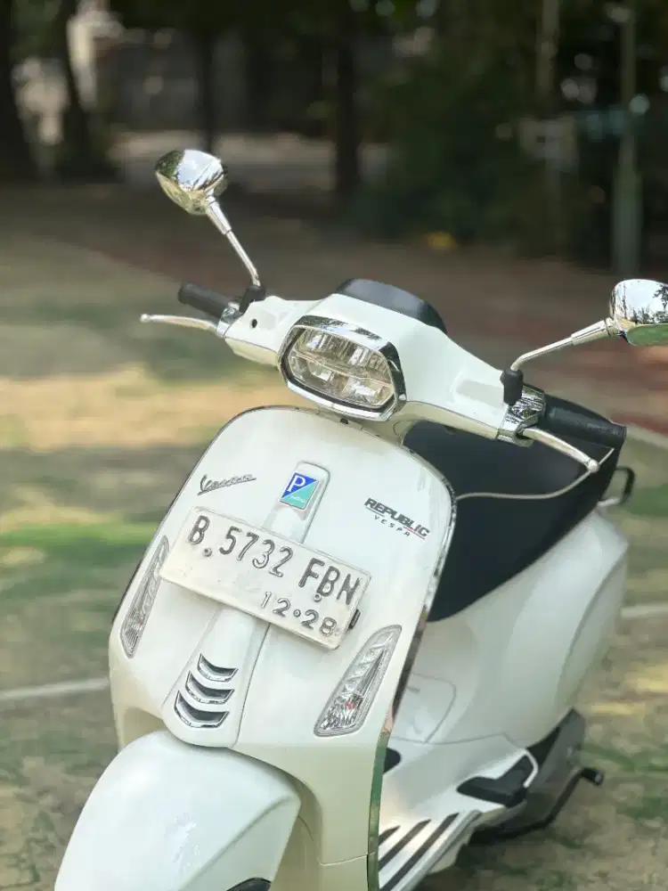 DIJUAL VESPA SPRINT 150 IGET ABS LED THN 2020 PERFECT CONDITION