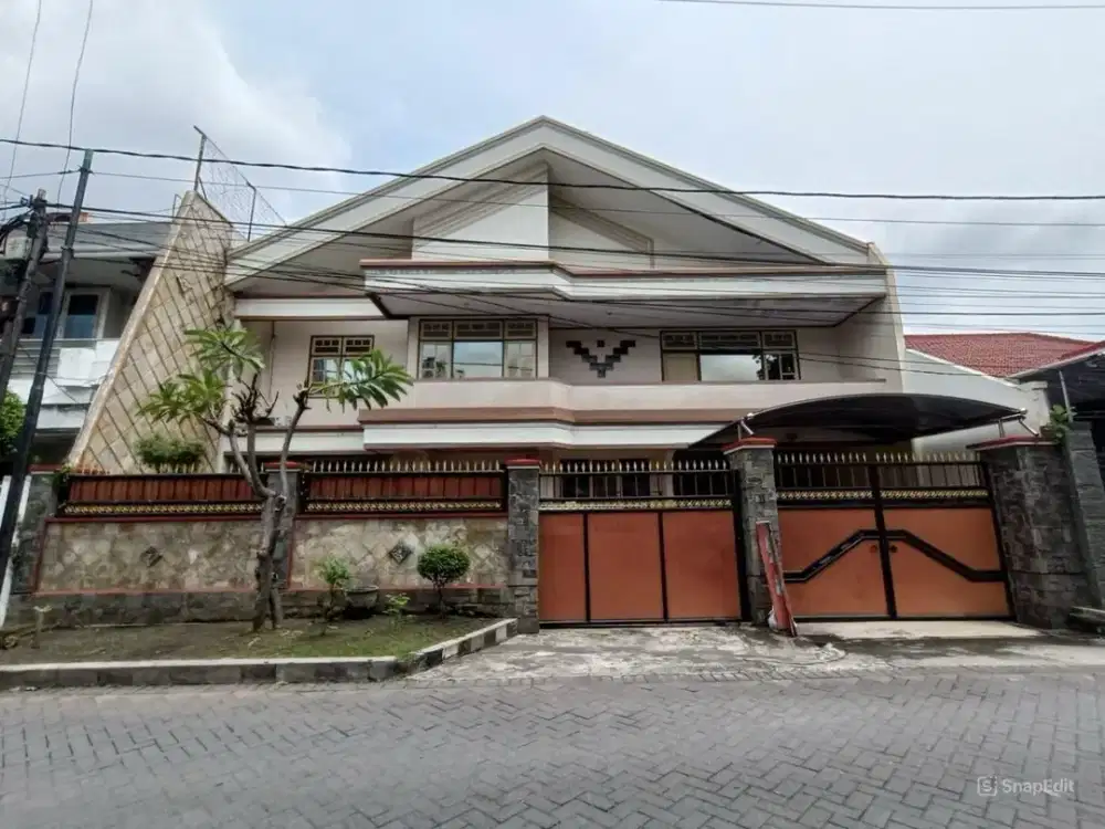 Rumah Commercial Area di Darmo Permai Selatan, AC ada 3 unit