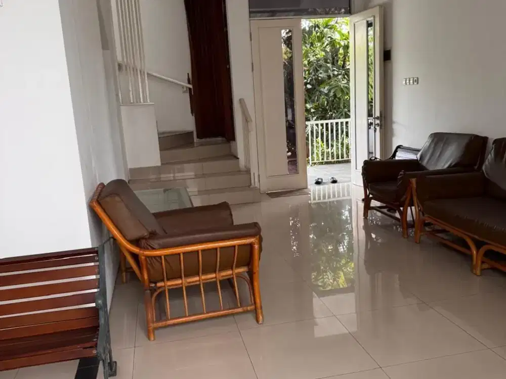 Dijual Rumah Royal Residence Cluster Addington Minimalis Strategis Siap Huni