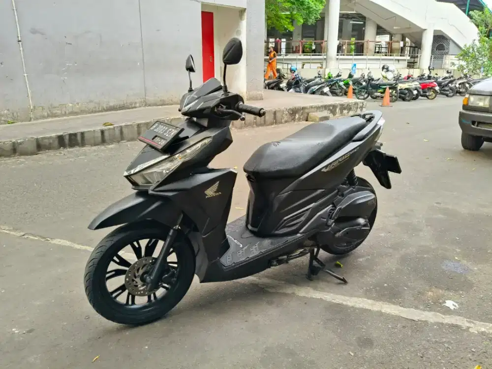 Honda Vario LED Old 150cc PGM-FI Tahun 2016