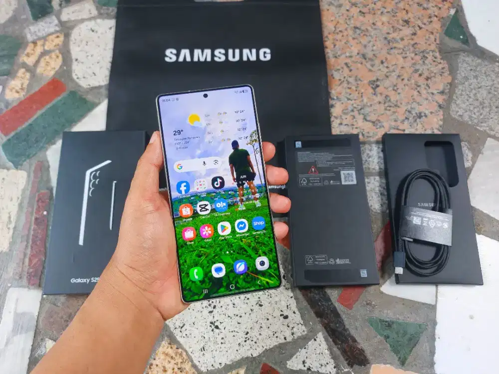 Samsung S25 Ultra 5G 512 Mulus Resmi Indonesia
