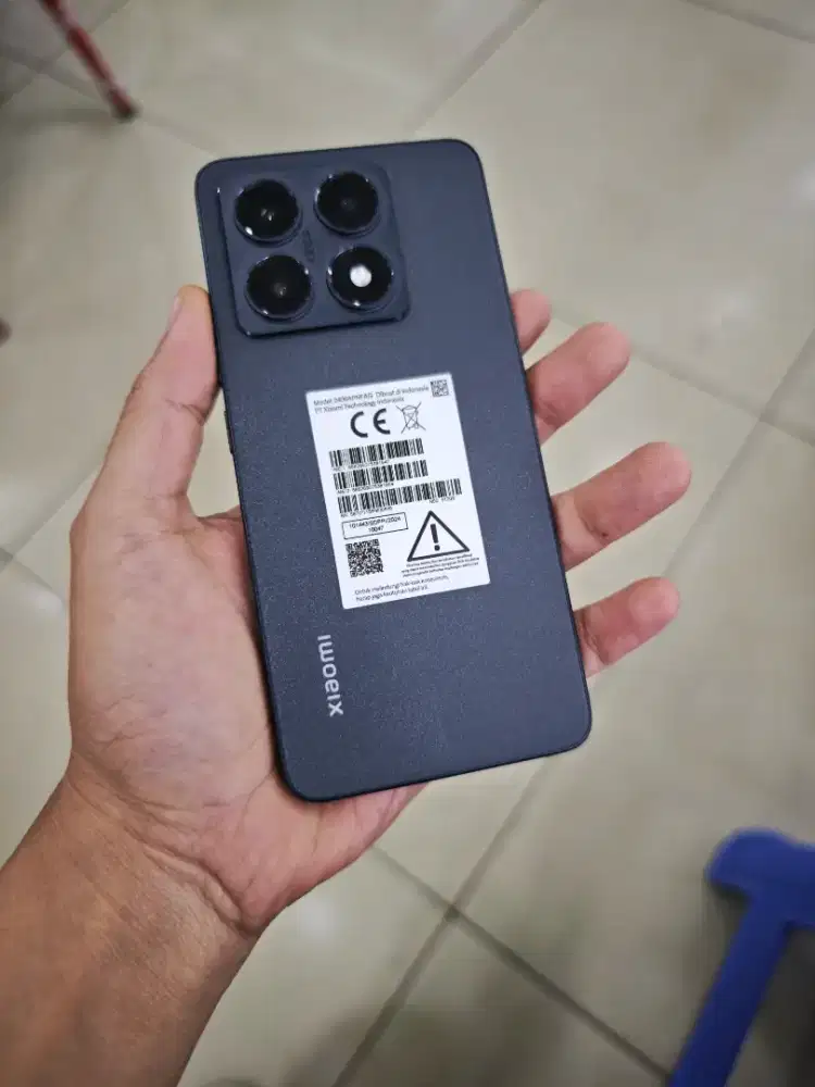 Xiaomi 15t 12/512 CC baru 1 kali ngecas bh 100% jaminan seperti baru