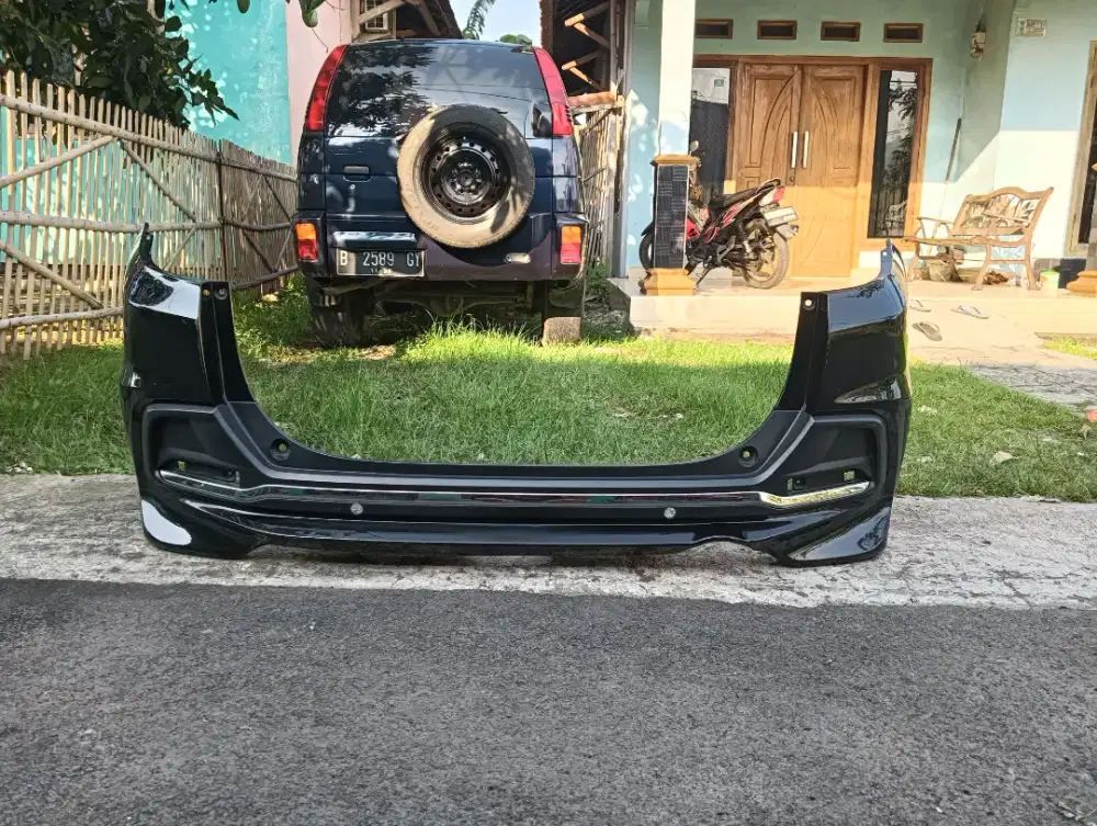 Bemper belakang mobilio rs 2015-2025. Original