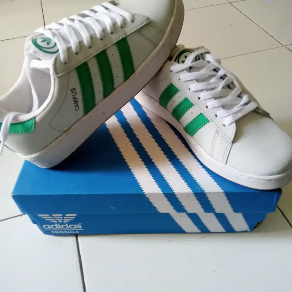 Adidas putih hijau
