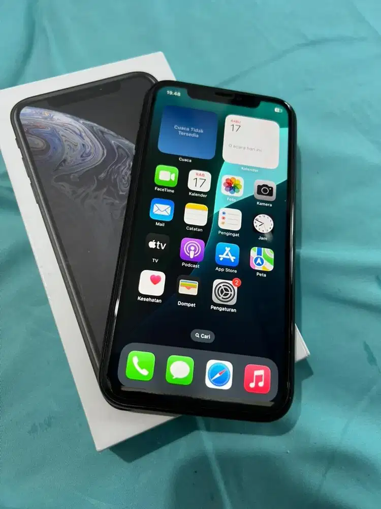 Iphone xr lengkap kotak