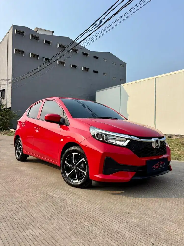 Honda Brio 1.2 CVT 2024 Automatic ( Merah metalik )