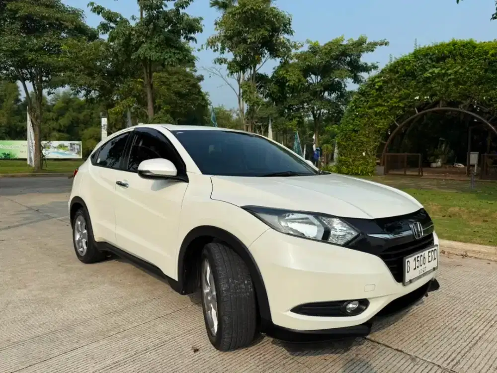 Honda HR-V E CVT 2017 Bensin