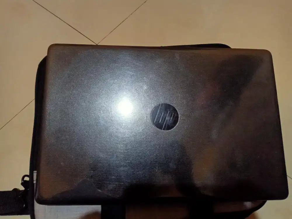 Jual cepat laptop minus baterai dan keyboard
