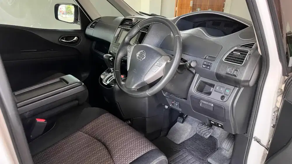 Nissan Serena highway star th 2018