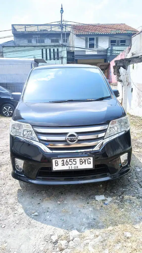 SERENA HWS 2013 PAJAK PANJANG KM RENDAH PEMAKAI LANGSUNG MOBIL RAWATAN