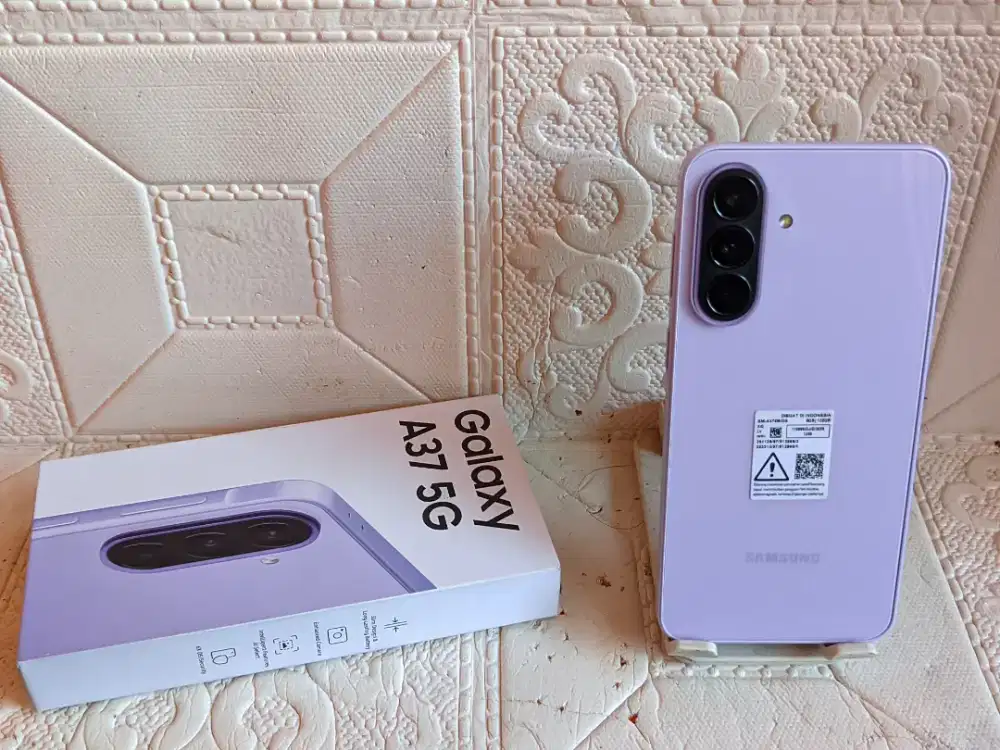 Samsung A37 5G 8/128 GB Sebulan pakai