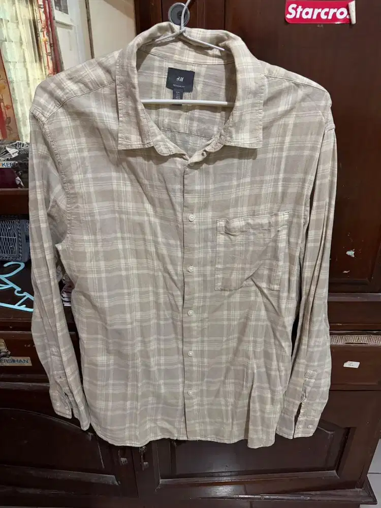 Kemeja Kotak Kotak H&M Size L Internasional