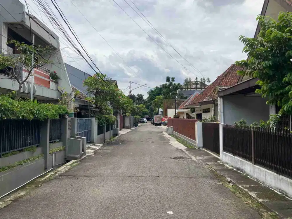Murah Dijual Rumah Area Sayap Riau Martadinata Jarang Ada