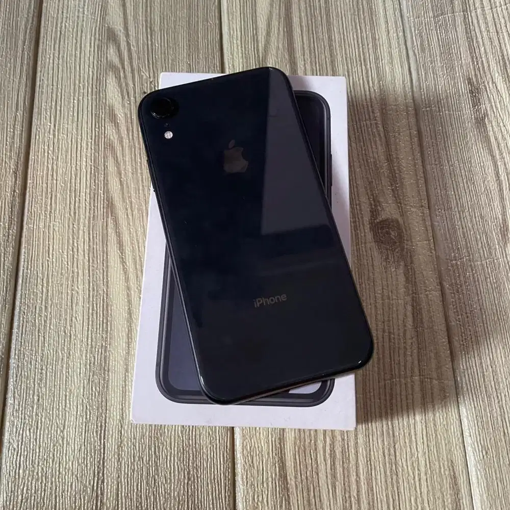 iphone XR 64gb Ex inter all operator Bisa COD